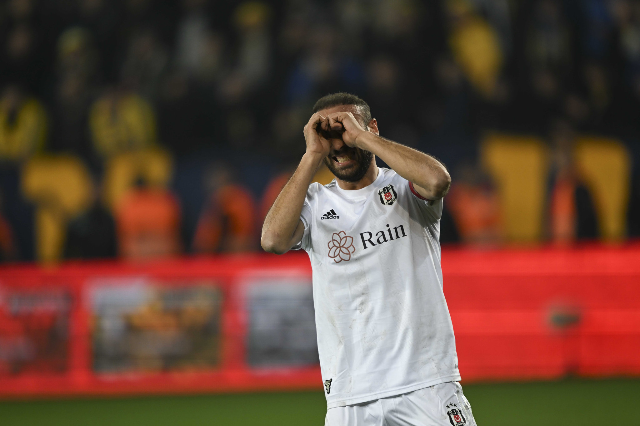 TRANSFER HABERİ: Beşiktaş’ta gündem Cenk Tosun! Bu şartla ayrılacak