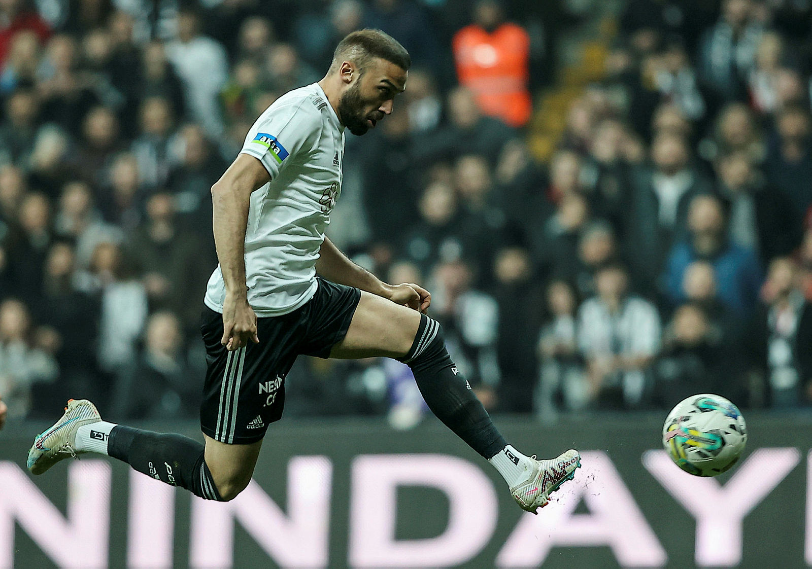 Beşiktaş’ta yeni sezonda sürpriz ayrılıklar! Sinan Vardar açıkladı...