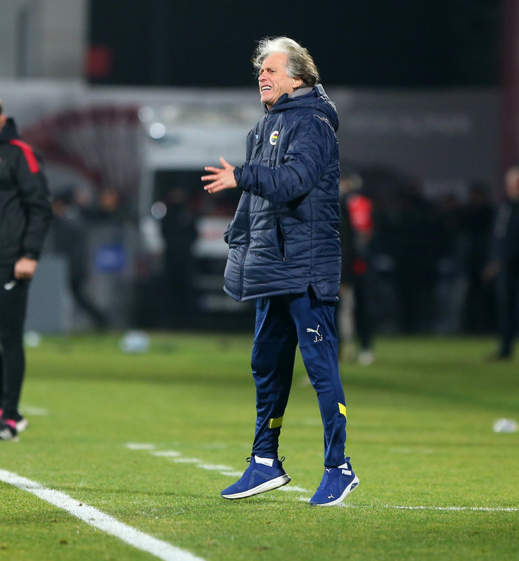 Fenerbahçe’de Jorge Jesus gidecek mi kalacak mı? Görüşme tarihi netleşti