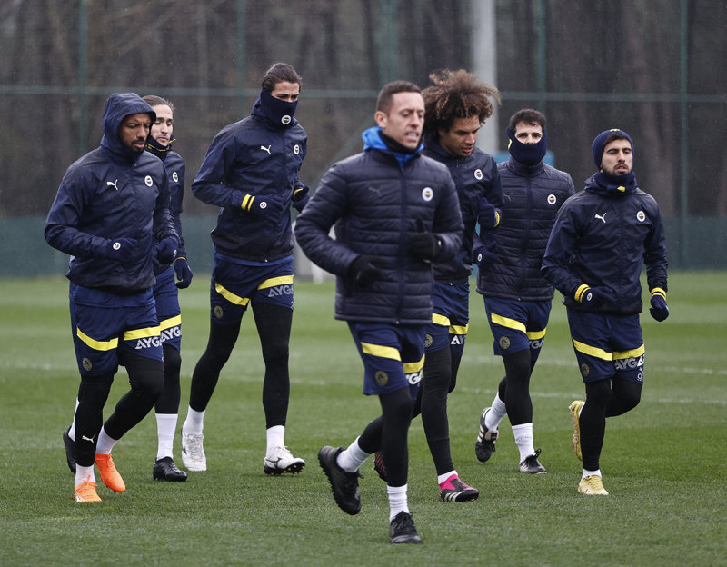 Fenerbahçe’de alarma geçildi! Beşiktaş derbisi öncesi...