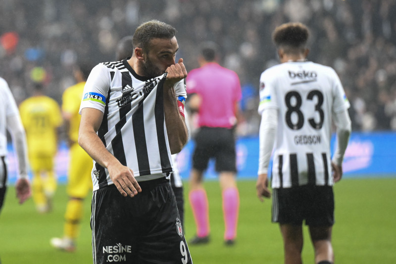 BEŞİKTAŞ HABERLERİ - Resmen açıkladı! Cenk Tosun ayrılıyor mu?