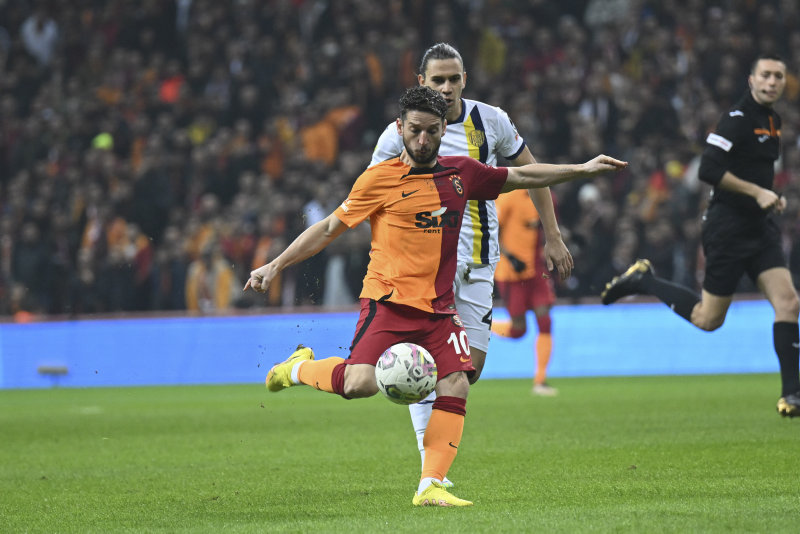 Galatasaray’da Dries Mertens gelişmesi!