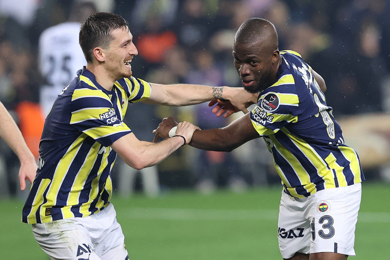 Valencia yuvadan uçuyor! Transferde 13 numara detayı