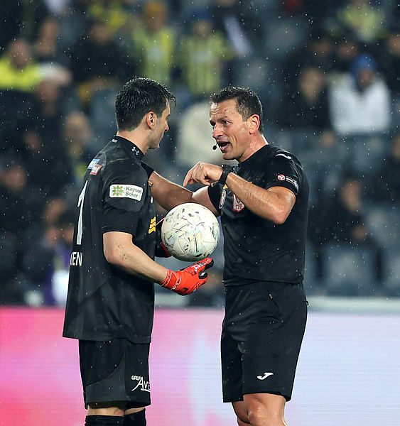 Çarpıcı Fenerbahçe sözleri! Elde bir tek o kaldı