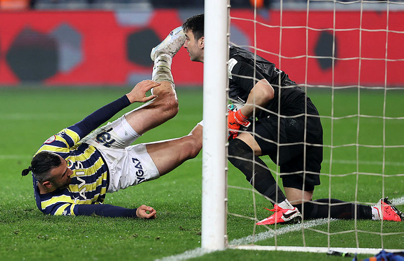 Çarpıcı Fenerbahçe sözleri! Elde bir tek o kaldı