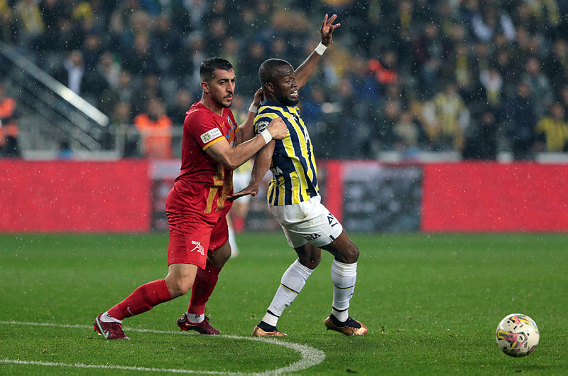 Çarpıcı Fenerbahçe sözleri! Elde bir tek o kaldı