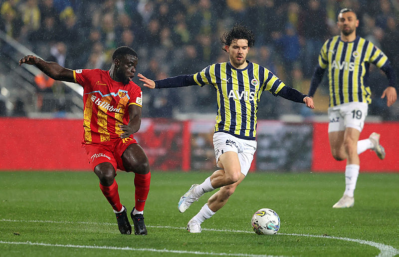 Çarpıcı Fenerbahçe sözleri! Elde bir tek o kaldı