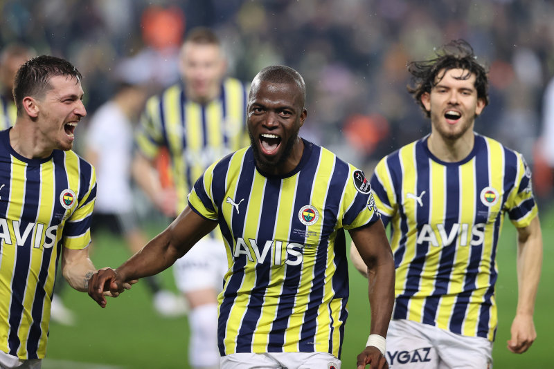 TRANSFER HABERİ: Fenerbahçe’de Enner Valencia sürprizi! Sezon sonunu beklemeden...