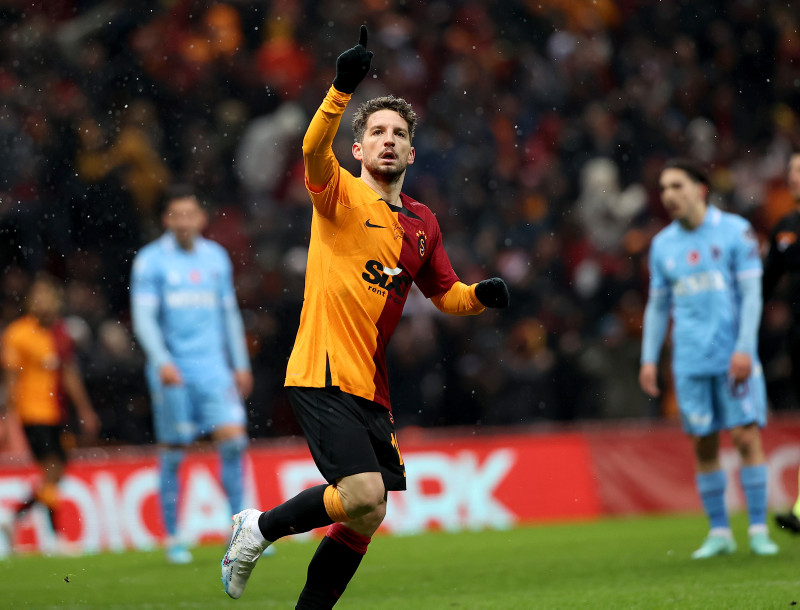 GALATASARAY HABERLERİ - Cimbom’da Dries Mertens gelişmesi! Kayserispor maçı...