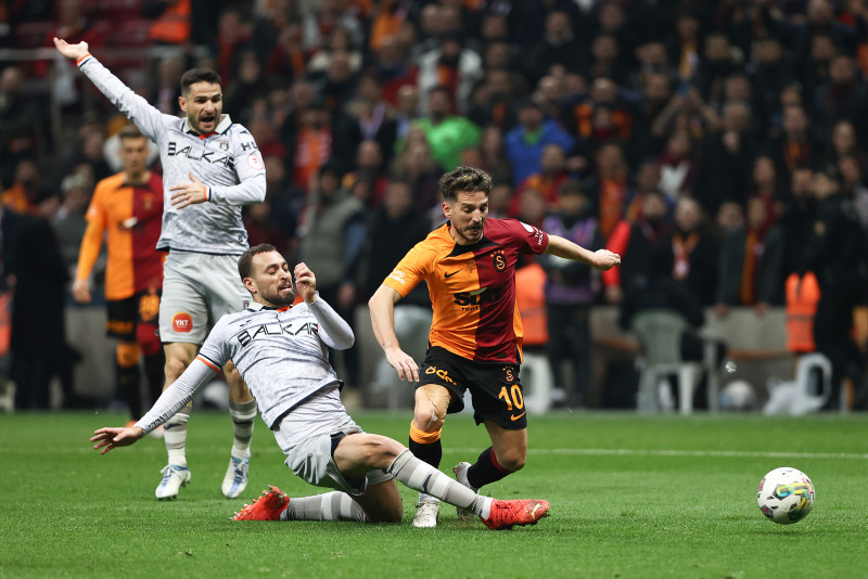 GALATASARAY HABERLERİ - Cimbom’da Dries Mertens gelişmesi! Kayserispor maçı...