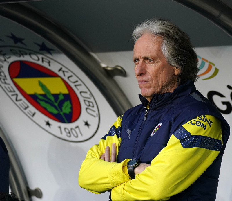FENERBAHÇE HABERİ: Brezilya’dan olay iddia! Jorge Jesus’u telefonla aradılar