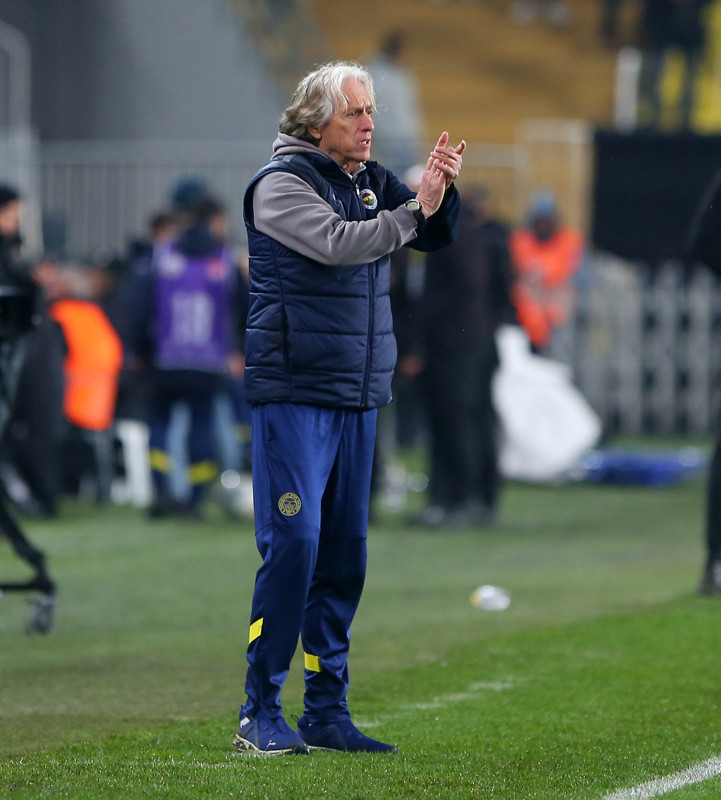 FENERBAHÇE HABERİ: Brezilya’dan olay iddia! Jorge Jesus’u telefonla aradılar