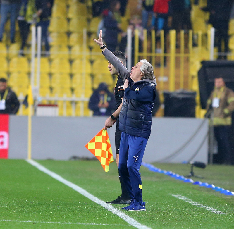FENERBAHÇE HABERİ: Brezilya’dan olay iddia! Jorge Jesus’u telefonla aradılar