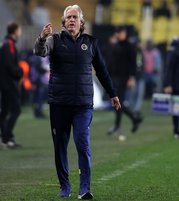 FENERBAHÇE HABERİ: Brezilya’dan olay iddia! Jorge Jesus’u telefonla aradılar