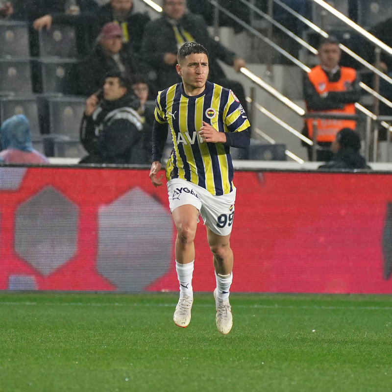 Fenerbahçe’de Emre Mor’a transfer teklifi! Kasaya girecek rakam...