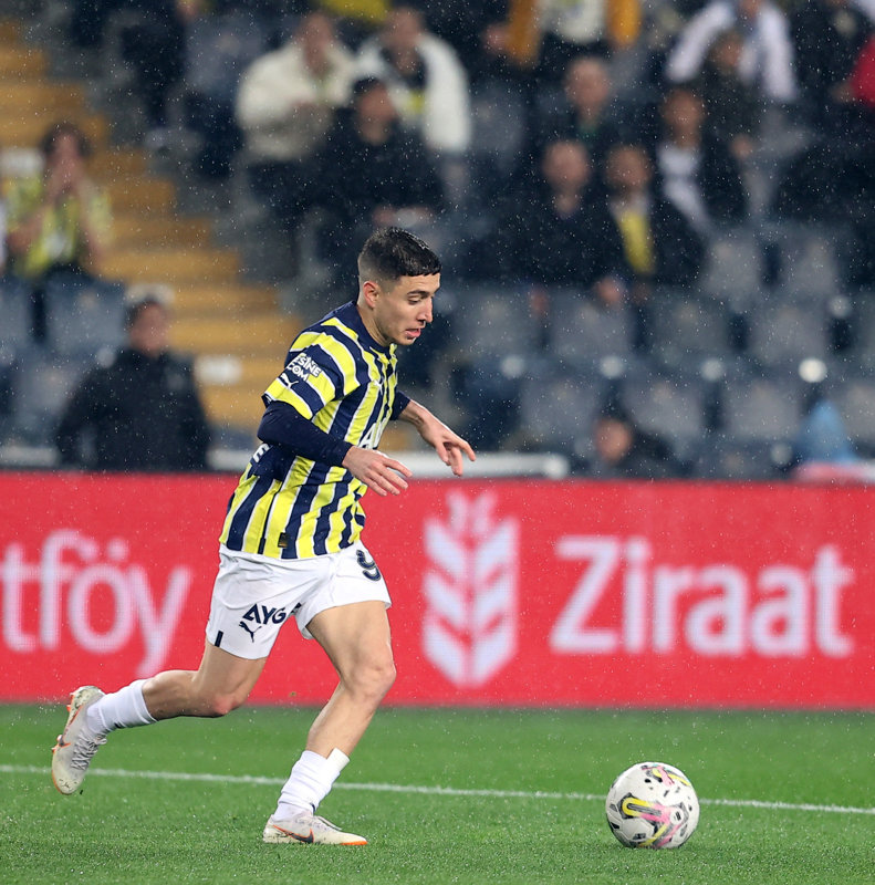 Fenerbahçe’de Emre Mor’a transfer teklifi! Kasaya girecek rakam...