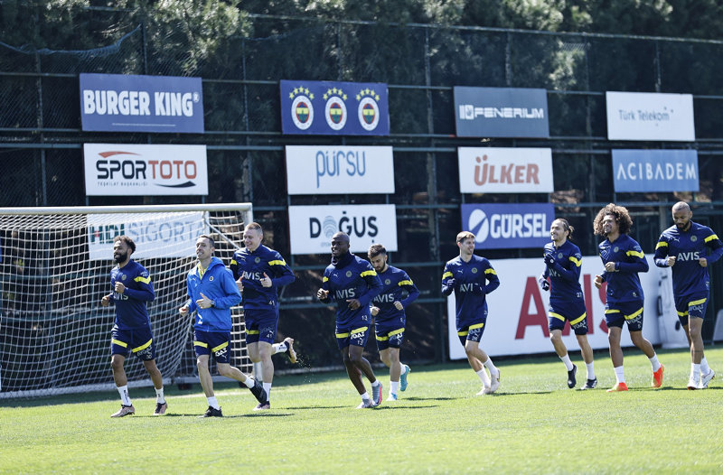 Fenerbahçe’ye bedavaya imza atacak! Dünya yıldızını Beşiktaş ve Galatasaray’da istemişti