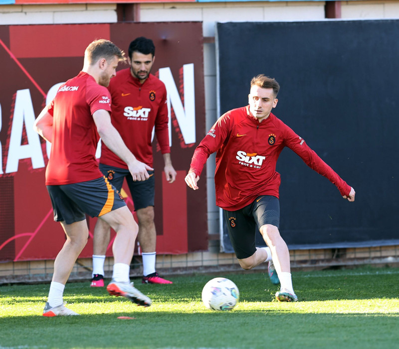 Galatasaray 3 puan peşinde! İşte Okan Buruk’un Kayserispor maçı muhtemel 11’i