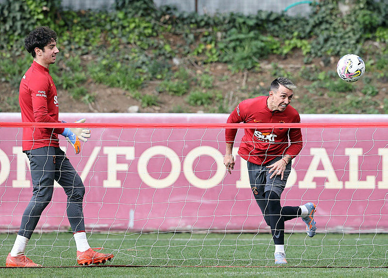 Galatasaray 3 puan peşinde! İşte Okan Buruk’un Kayserispor maçı muhtemel 11’i