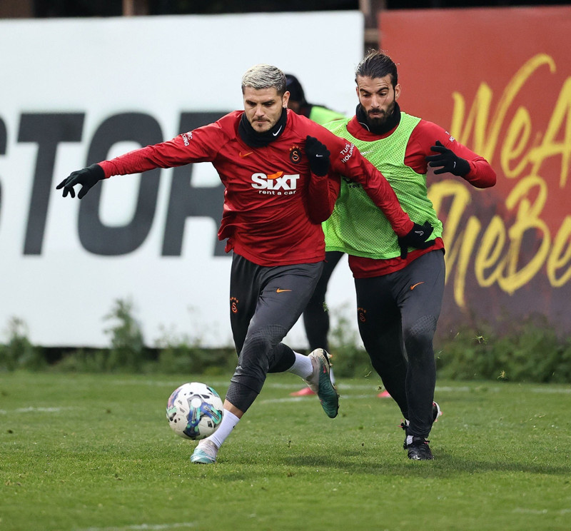 Galatasaray 3 puan peşinde! İşte Okan Buruk’un Kayserispor maçı muhtemel 11’i