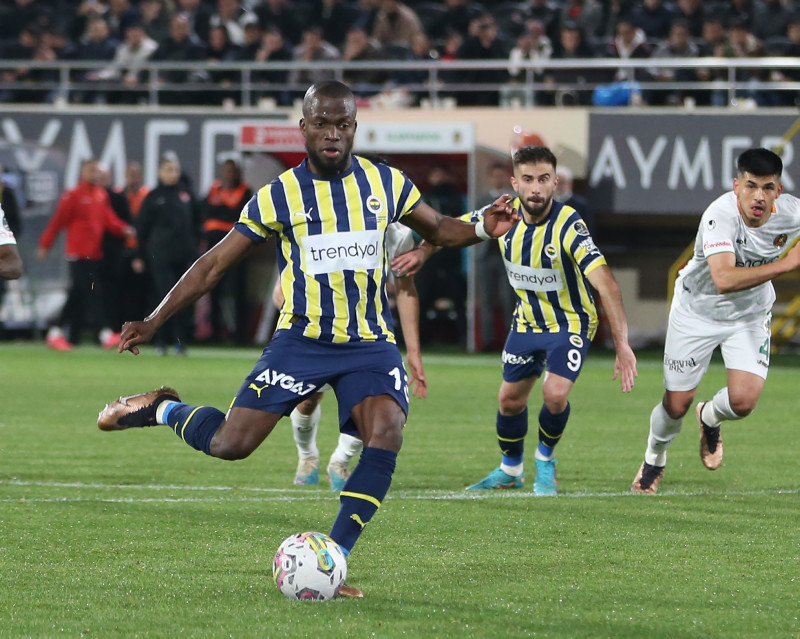 FENERBAHÇE HABERLERİ: Enner Valencia gözünü rekora dikti! 3 gol daha atarsa...