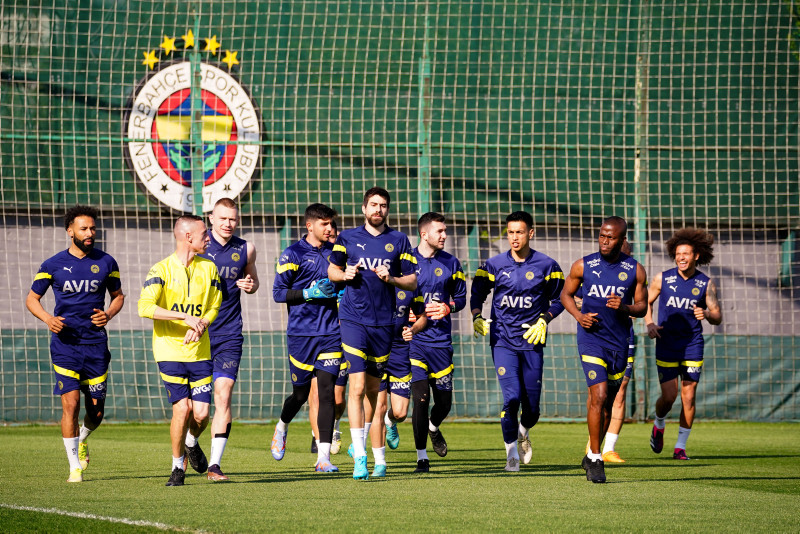 FENERBAHÇE HABERİ: Usta isimden olay sözler! Uyan Jorge Jesus uyan