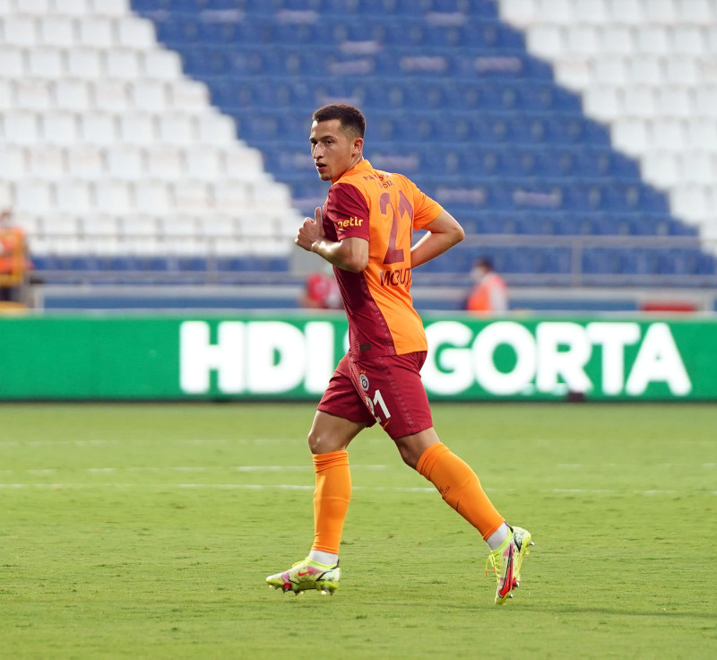 Galatasaray’ı rahatlatan transfer! O futbolcudan dev gelir
