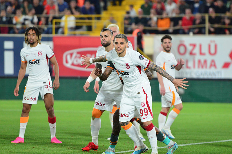 Alanyaspor Galatasaray maçı sonrası flaş eleştiri! Futbol dersi almalı