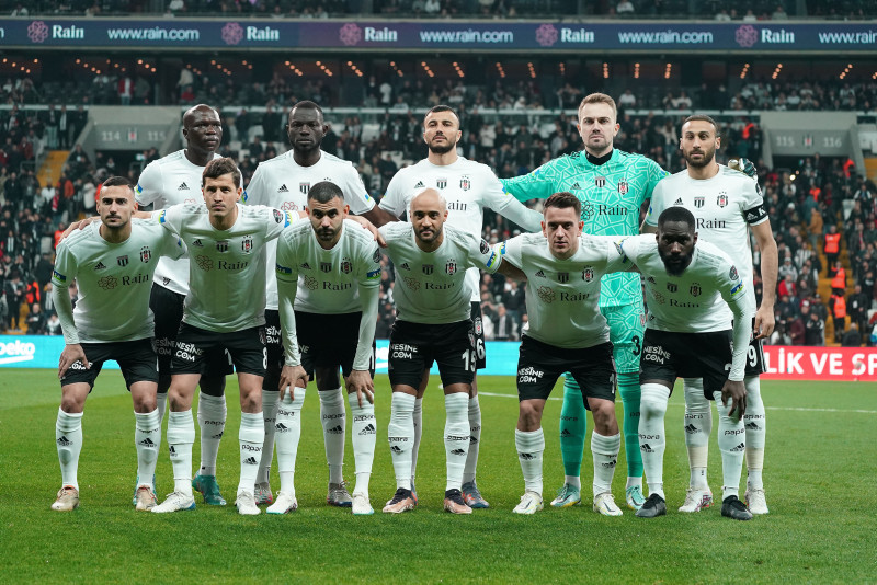 Beşiktaş, Fenerbahçe, Galatasaray ve Trabzonspor’u bekleyen büyük tehlike! Tam 25 futbolcu...