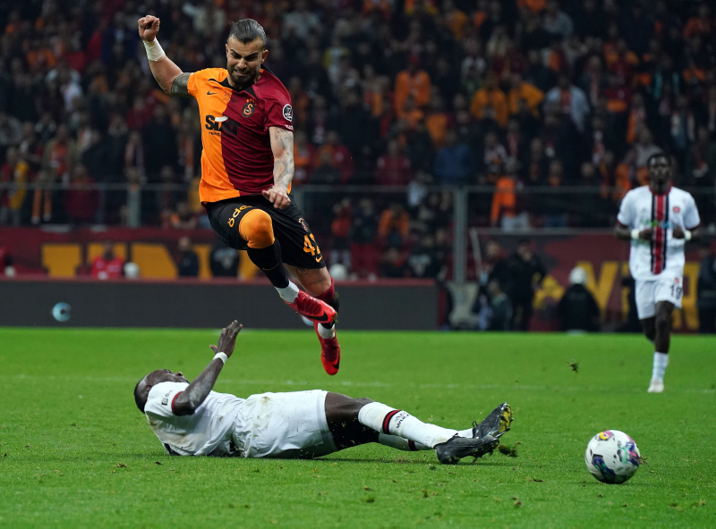 Spor yazarları Galatasaray - Karagümrük maçını yorumladı!