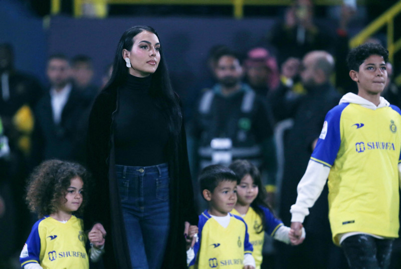 Ronaldo ile Georgina ayrılıyor mu? Tazminat...