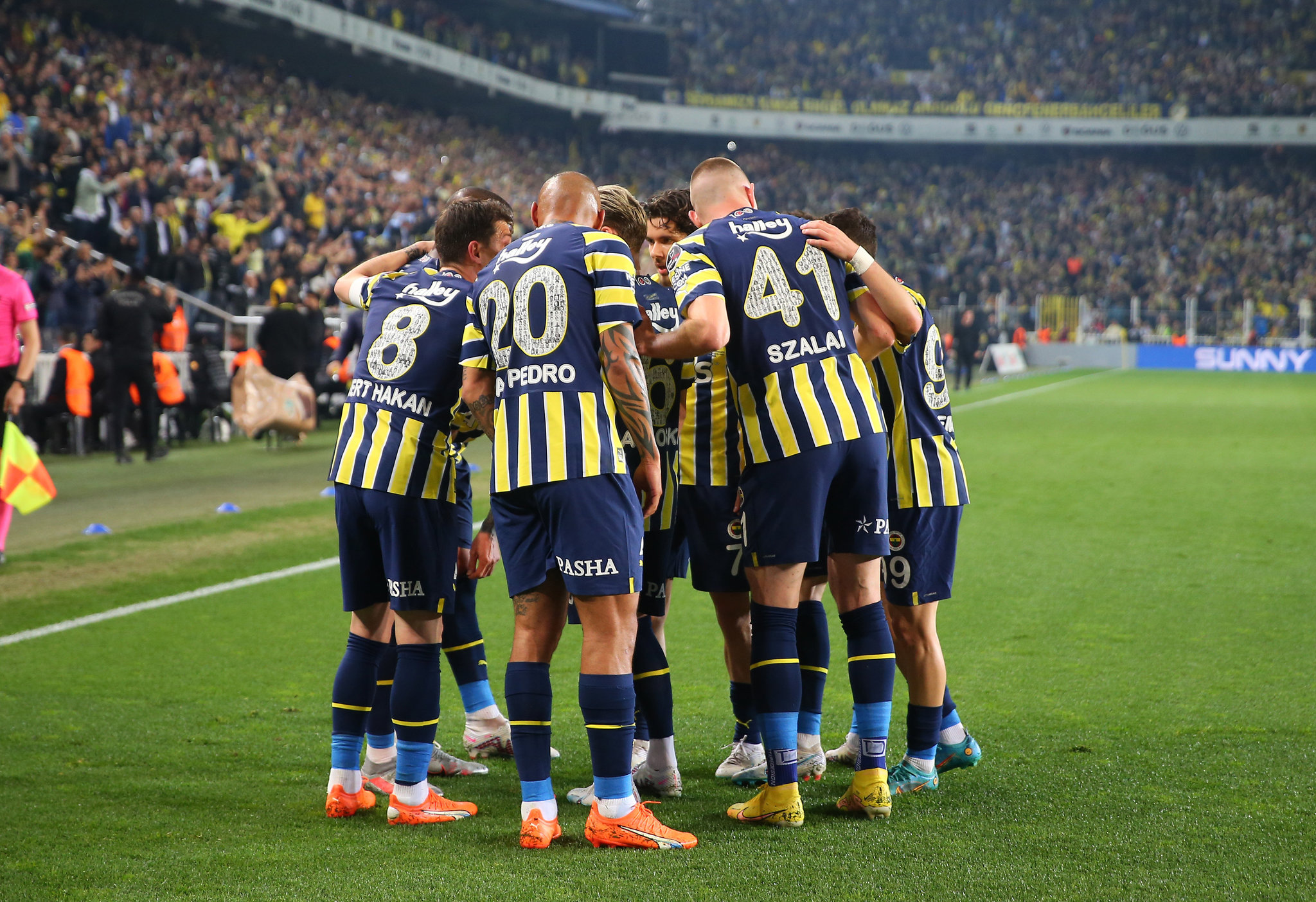 Fenerbahçe’den sürpriz hamle! Ryan Kent tek gelmeyecek