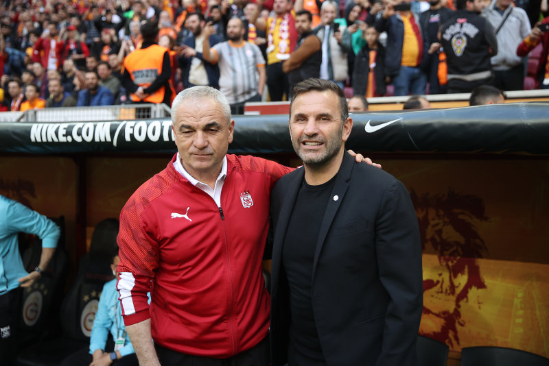 Galatasaray Sivasspor maçı sonrası Ahmet Çakar’dan hakem eleştirisi! Verilmesi gereken...