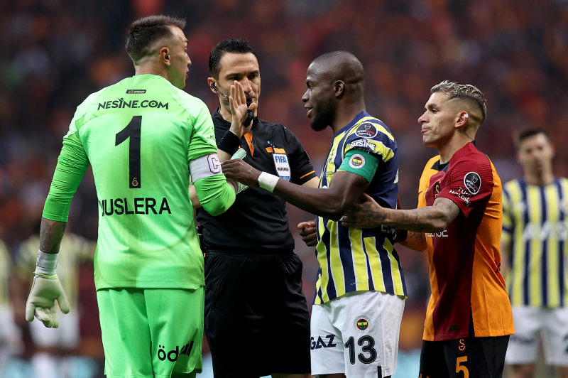 Fenerbahçe’de Jorge Jesus toplantısı! Kupa finaline çıkacak mı?