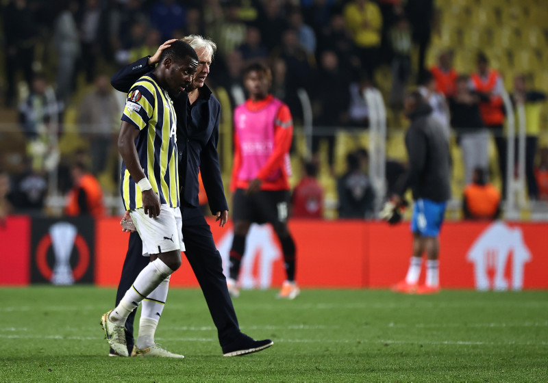 TRANSFER HABERİ | Finansal fair-play bitti! Fenerbahçe’nin bekleri uçaacak...