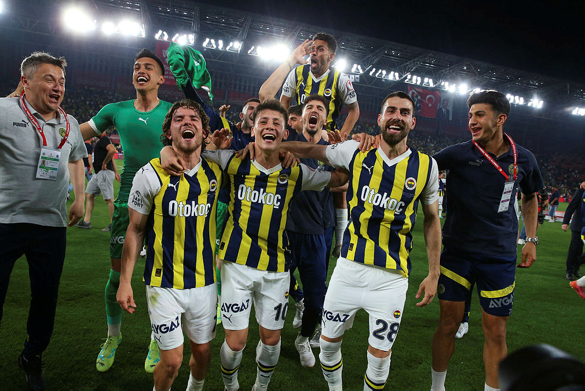 Fenerbahçe’de Orsolini için takas gündemde! O ismi istediler
