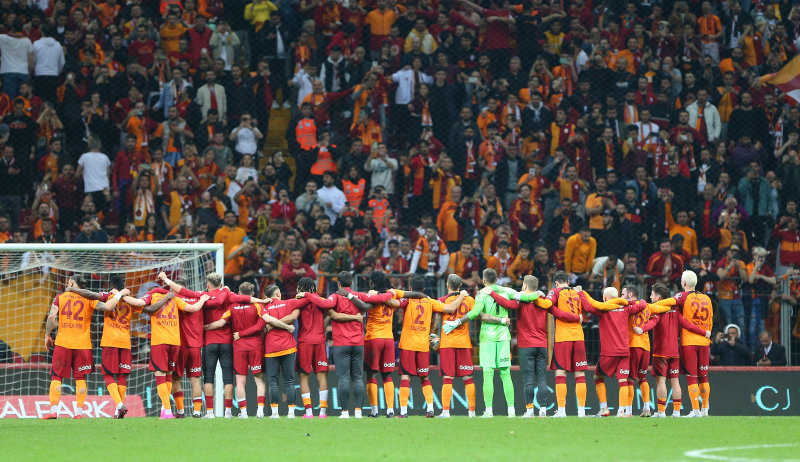 TRANSFER HABERİ: Galatasaray’da yıldız harekatı! Erden Timur 4 ismi bitiriyor
