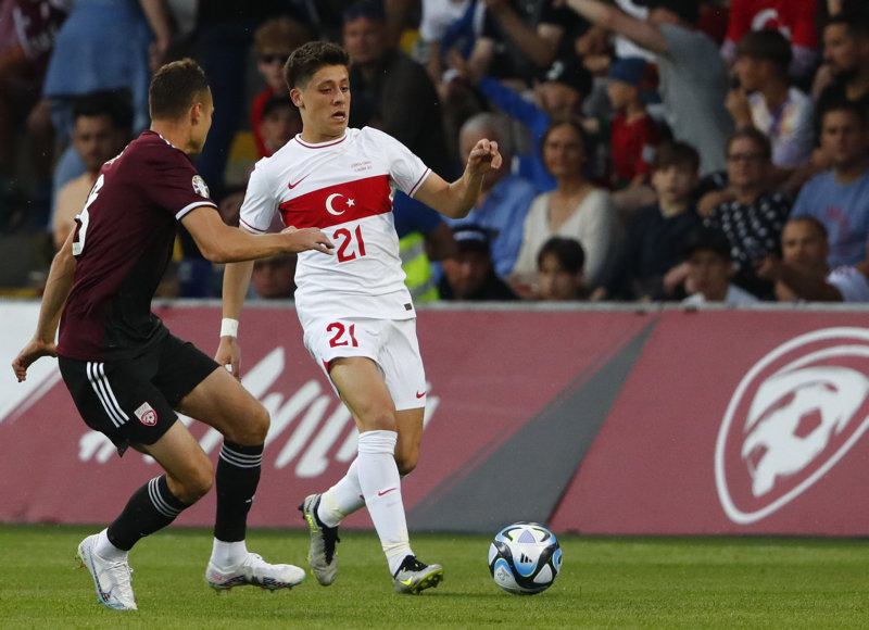 SON DAKİKA FENERBAHÇE TRANSFER HABERİ: Dünya devinden Arda Güler çıkarması! Türkiye’ye geldiler