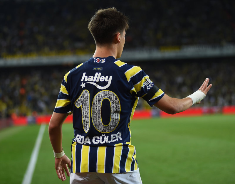 SON DAKİKA FENERBAHÇE TRANSFER HABERİ: Dünya devinden Arda Güler çıkarması! Türkiye’ye geldiler