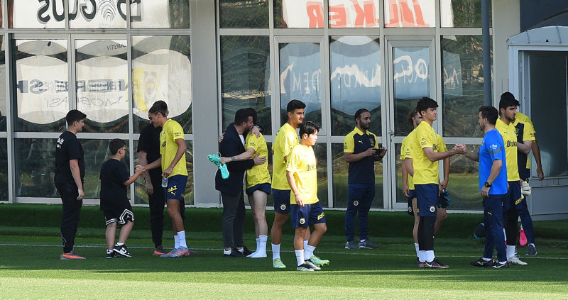 TRANSFER HABERLERİ: Fenerbahçe’den Galatasaray’a Leandro Paredes çalımı!