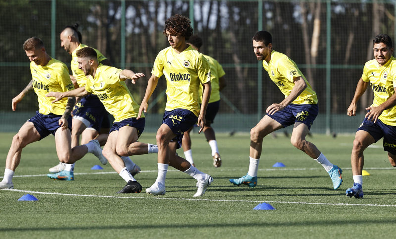 TRANSFER HABERLERİ: Fenerbahçe’den Galatasaray’a Leandro Paredes çalımı!