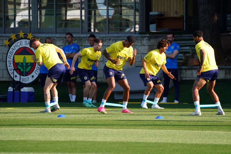 TRANSFER HABERLERİ: Fenerbahçe’den Galatasaray’a Leandro Paredes çalımı!