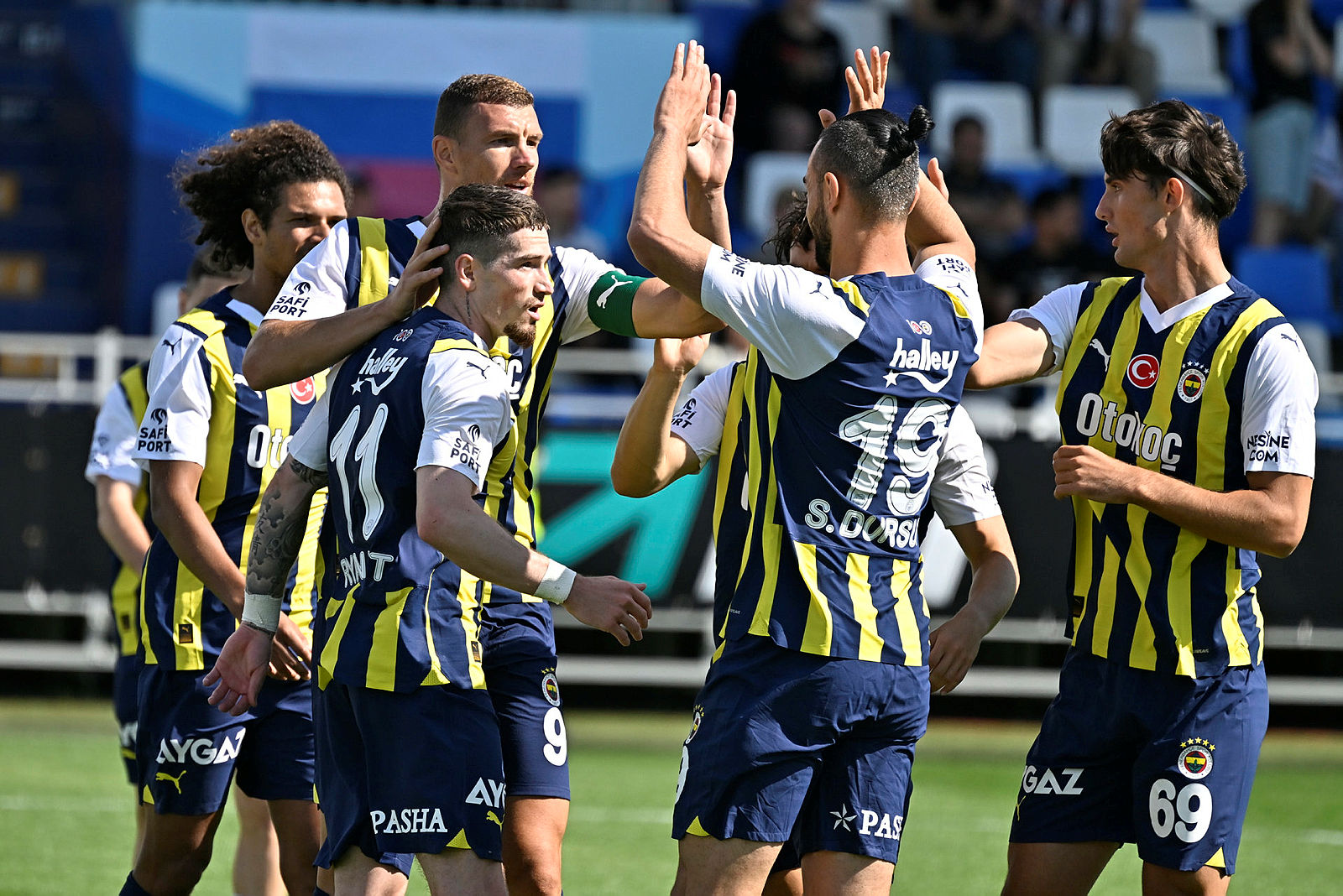TRANSFER HABERLERİ - Fenerbahçe’ye sürpriz genç yetenek! 1 yılda 23 gol katkısı