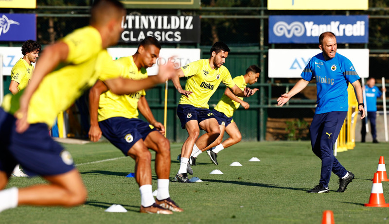 Fenerbahçe’den sürpriz transfer harekatı! Şartları soruldu