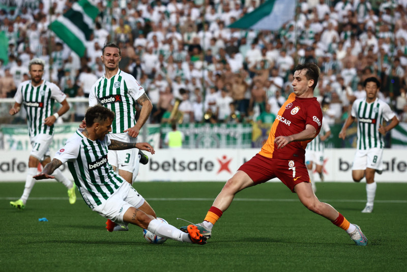 Zalgiris-Galatasaray maçı sonrası spor yazarlarından dikkat çeken değerlendirmeler