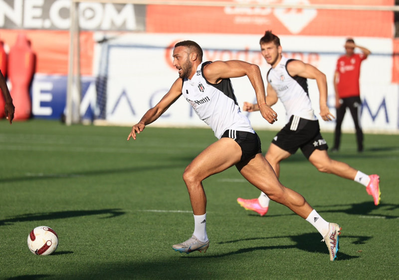 BEŞİKTAŞ TRANSFER HABERİ: Beşiktaş’a kötü haber! Ruslan Malinovskyi transferinde rakip çıktı