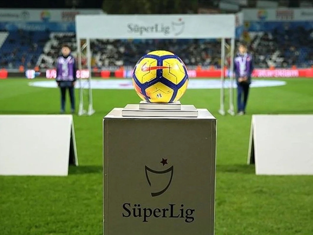 Süper Lig’in şampiyonluk oranları güncellendi! Beşiktaş, Fenerbahçe ve Galatasaray...