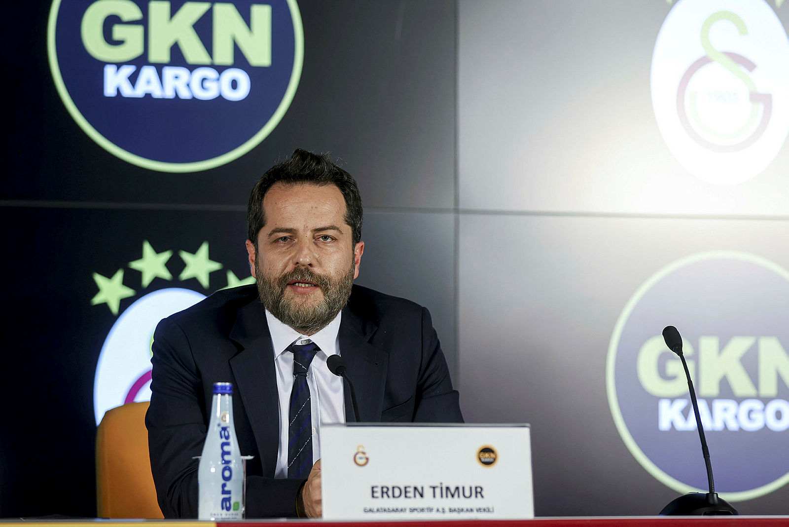 TRANSFER HABERİ - Galatasaray Sofyan Amrabat için dünya devleriyle yarışta! Abisi transferi açıkladı