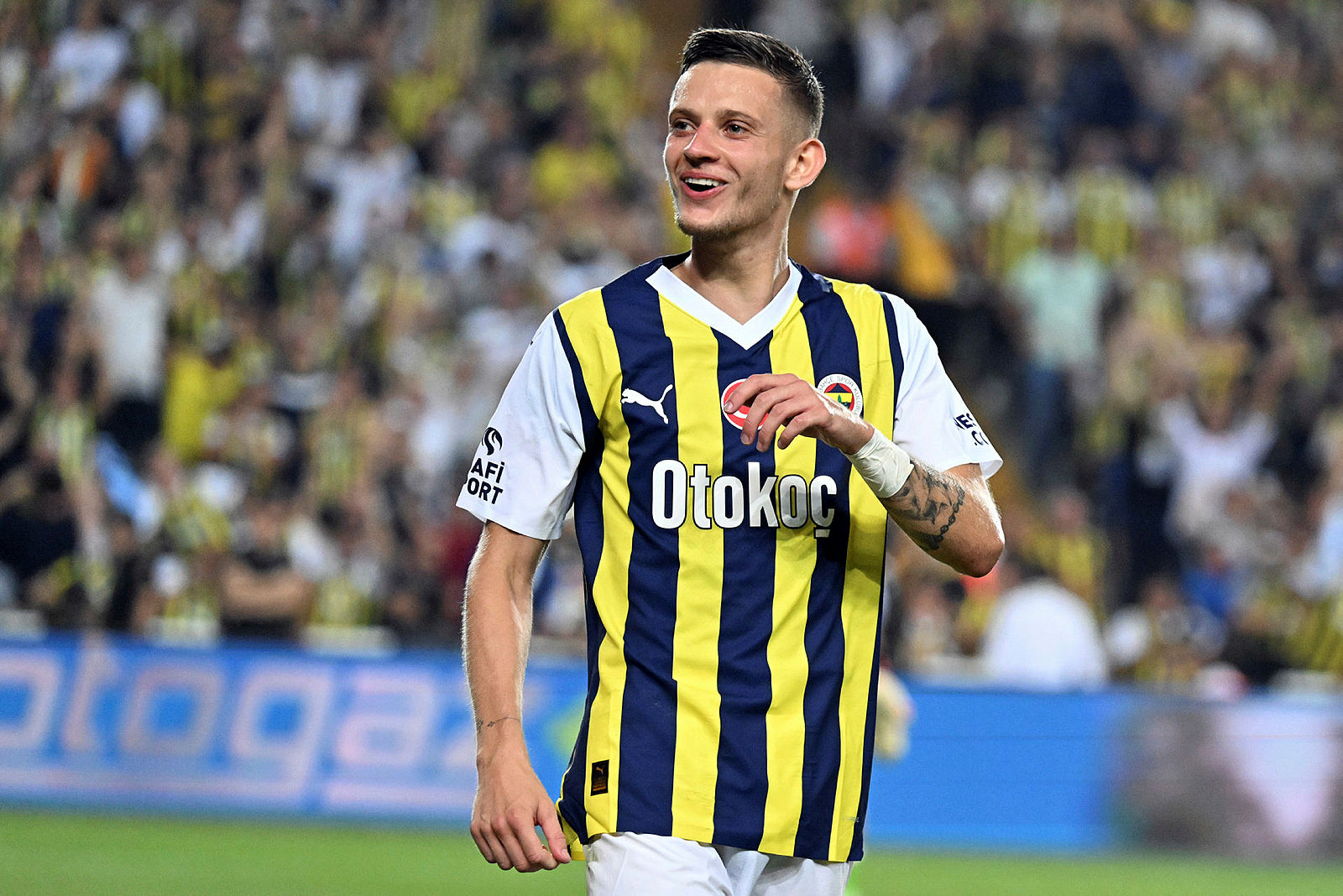 Fenerbahçe’nin Konferans Ligi için verdiği oyuncu listesi açıklandı!