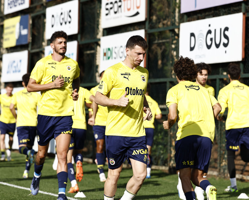 SON DAKİKA: Fenerbahçe’de Ferdi Kadıoğlu sevinci!